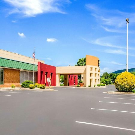 Quality Inn Roanoke Airport Eksteriør bilde
