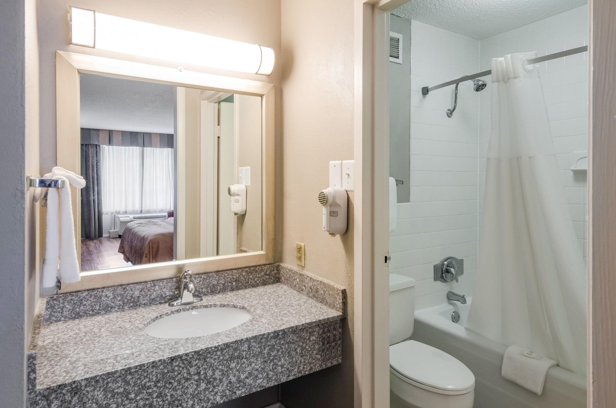 Quality Inn Roanoke Airport Eksteriør bilde